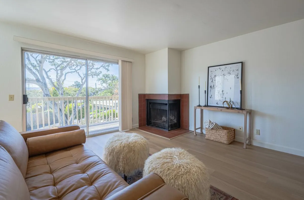 Northern California Real Estate | View Highland, A | 2 Beds, 1 Bath