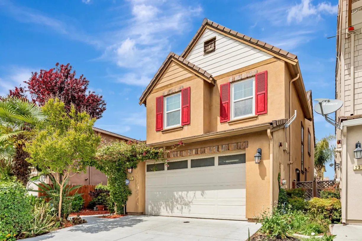 Northern California Real Estate | View Wright Avenue | 4 Beds, 2 Baths