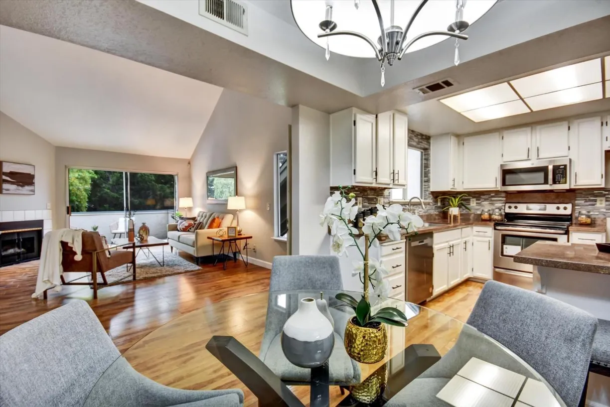 Northern California Real Estate | View Summerplace Drive | 2 Beds, 2 Baths