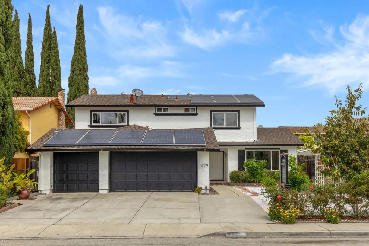 Northern California Real Estate | View Commodore Drive | 6 Beds, 3 Baths