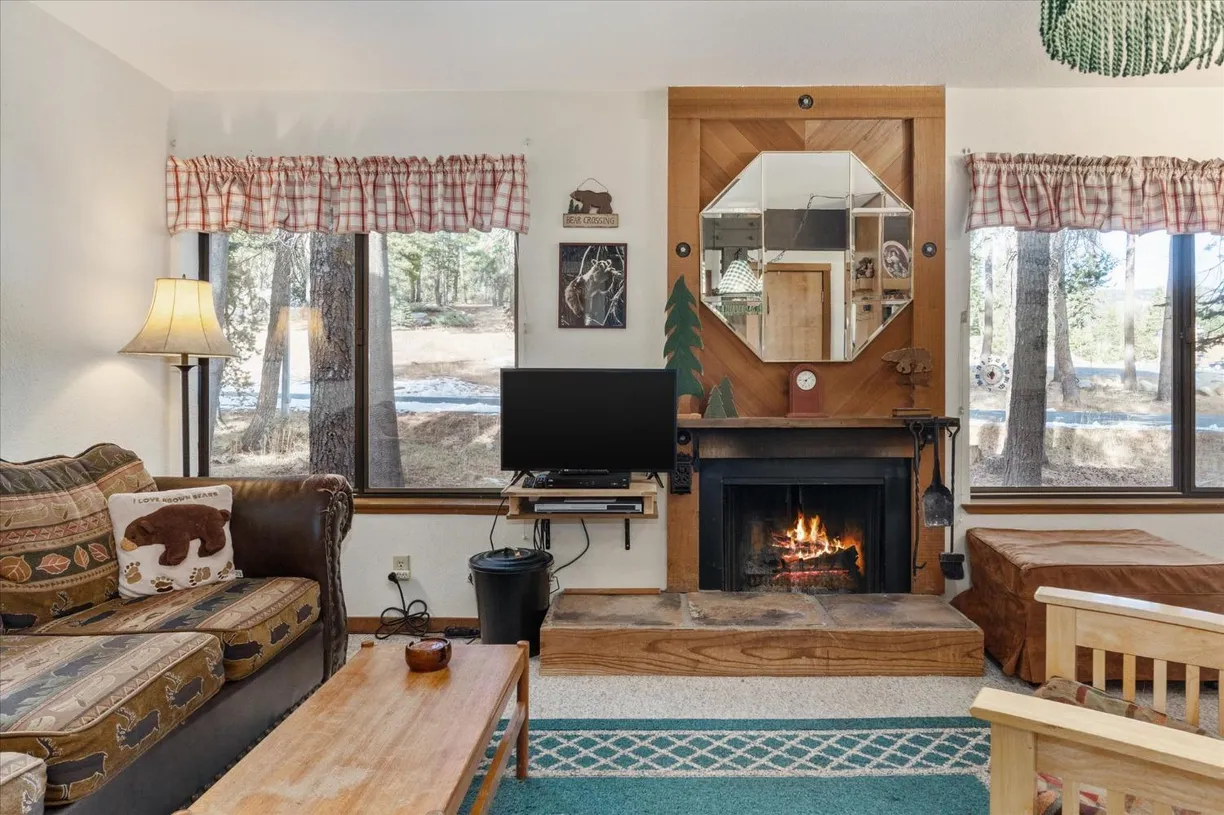 Northern California Real Estate | View 74 Bear Valley Road | 1 Bed, 1 Bath