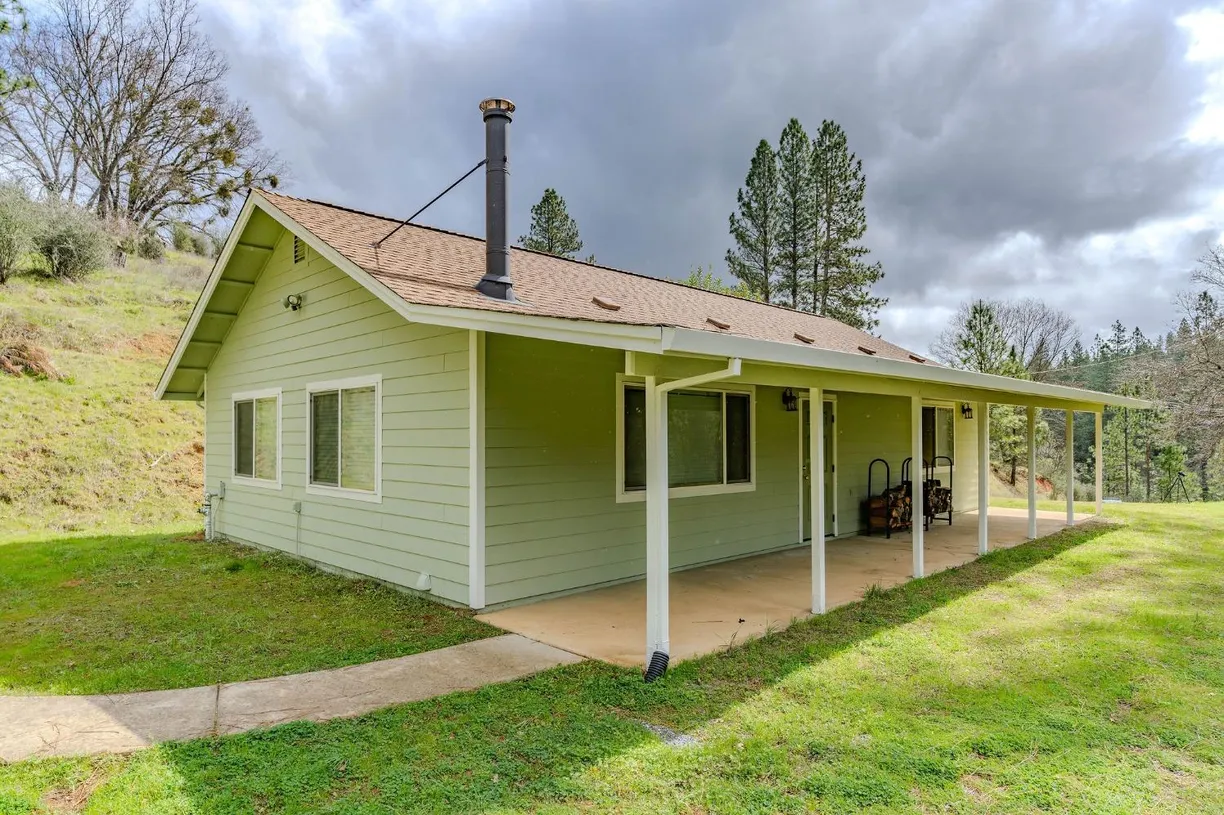 Northern California Real Estate | View 21655 Highway 26 | 2 Beds, 1 Bath