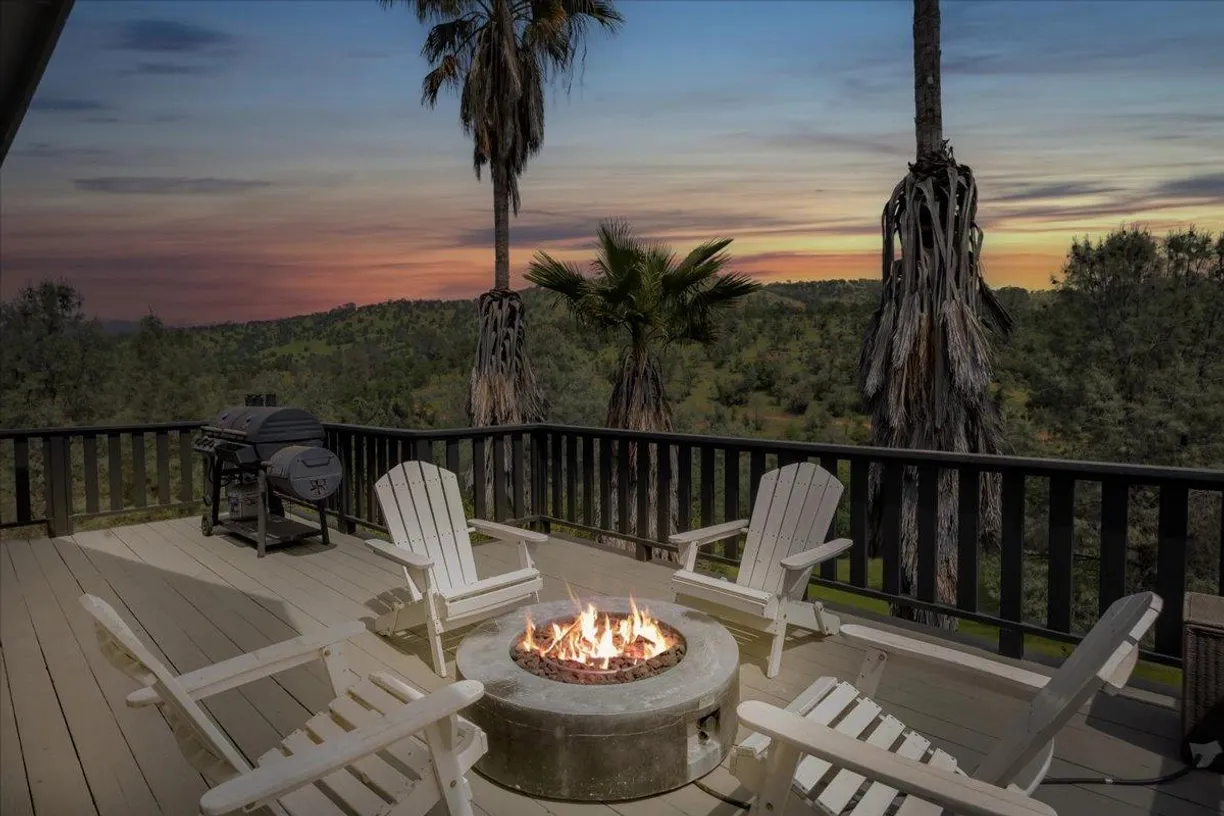 Northern California Real Estate | View 208 Pinon Drive | Listing