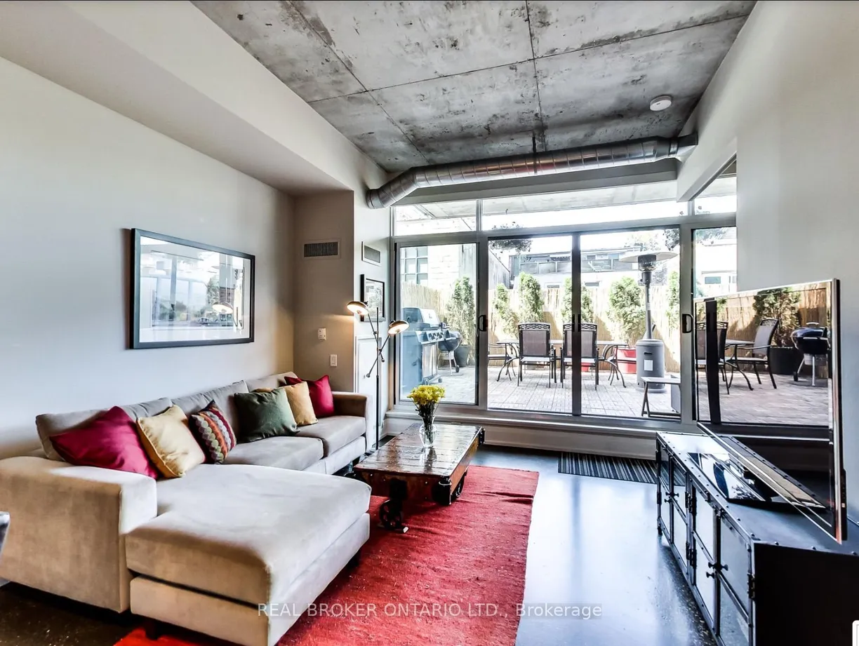 Ontario Real Estate | View 20 Stewart, 206 | 2 Beds