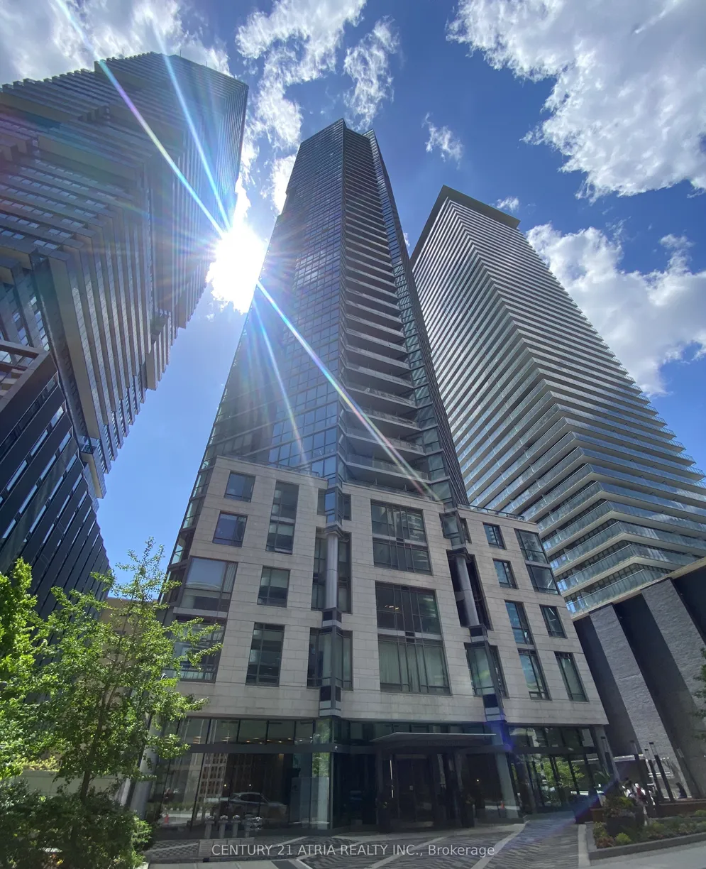 Ontario Real Estate | View 45 Charles, 5311 | 2 Beds