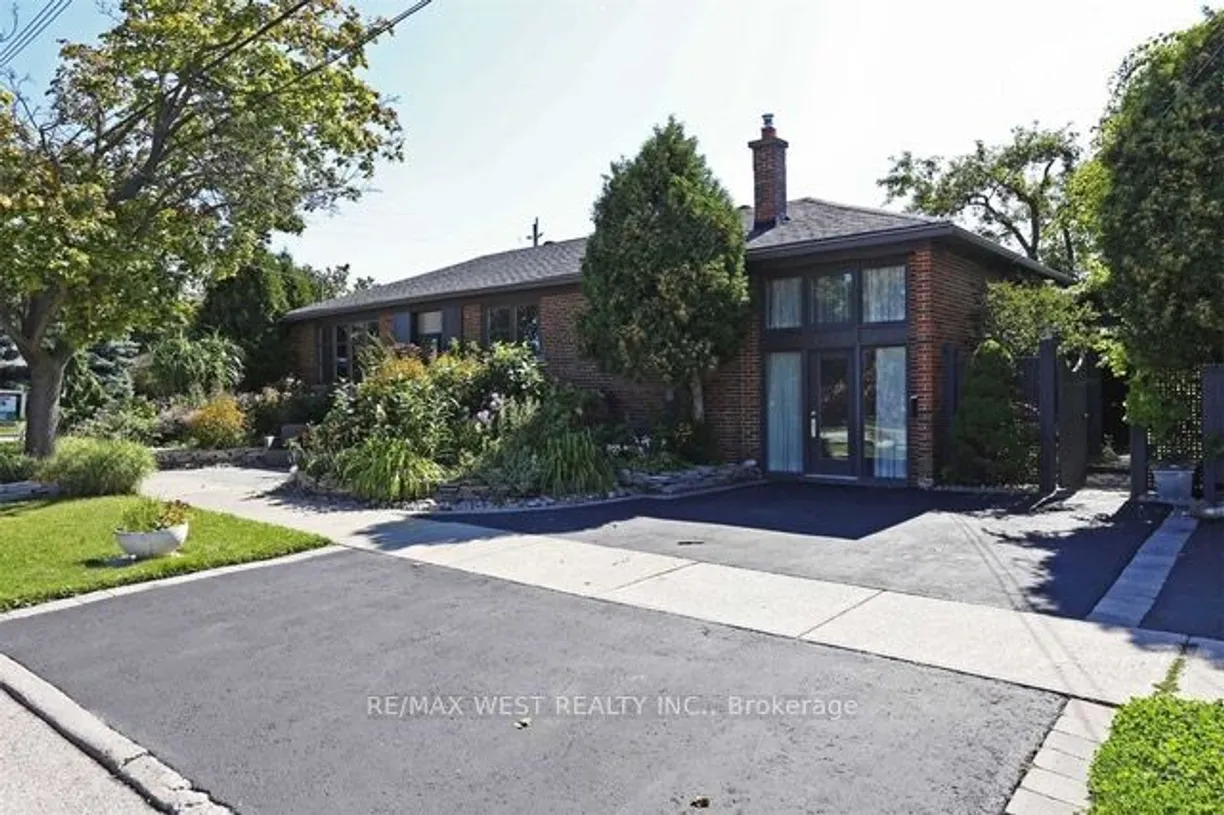 Ontario Real Estate | View 5 Fenley, Bsmt | 1 Bed