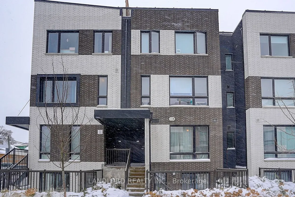 Ontario Real Estate | View 30 Ed Clark, TH13 | Listing