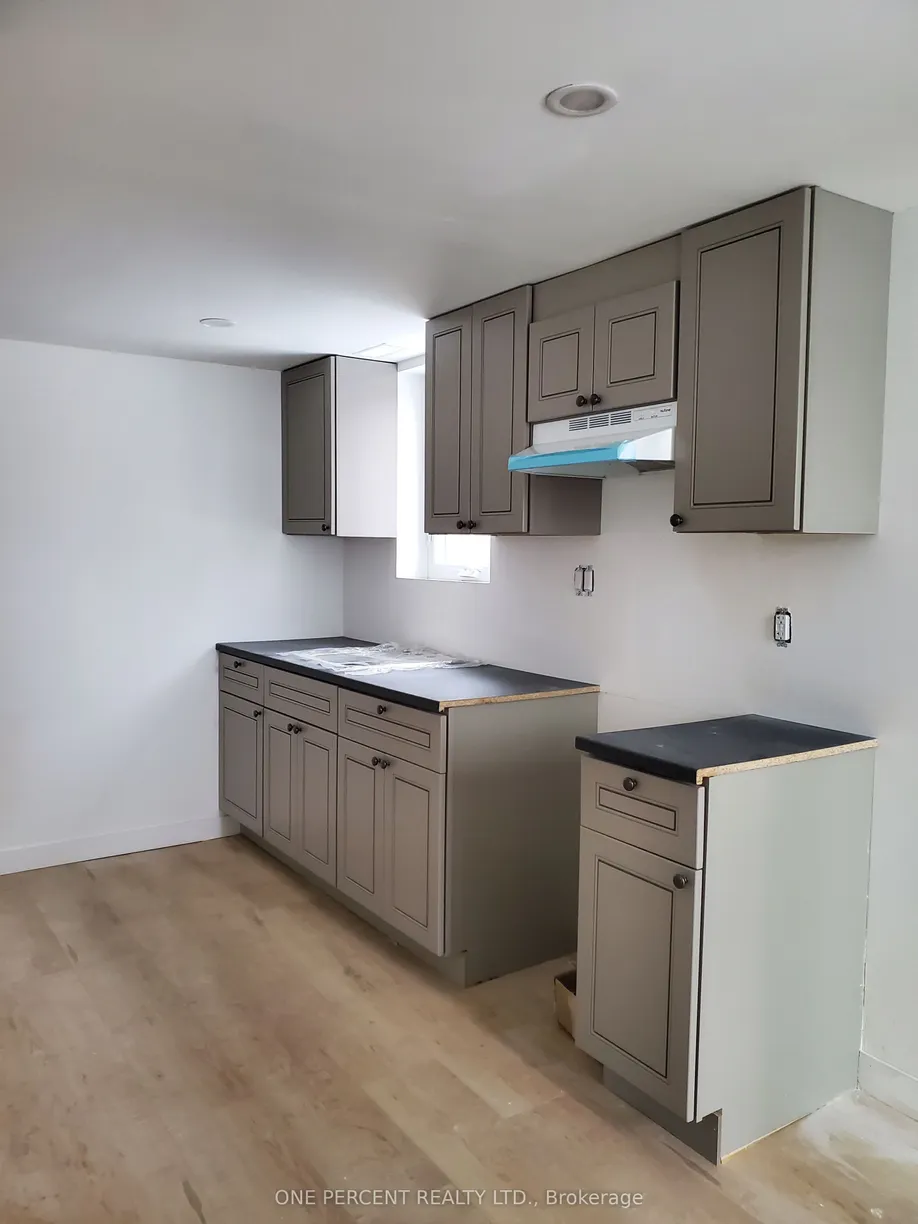 Ontario Real Estate | View 16 Palamar, Unit 2 | 1 Bed
