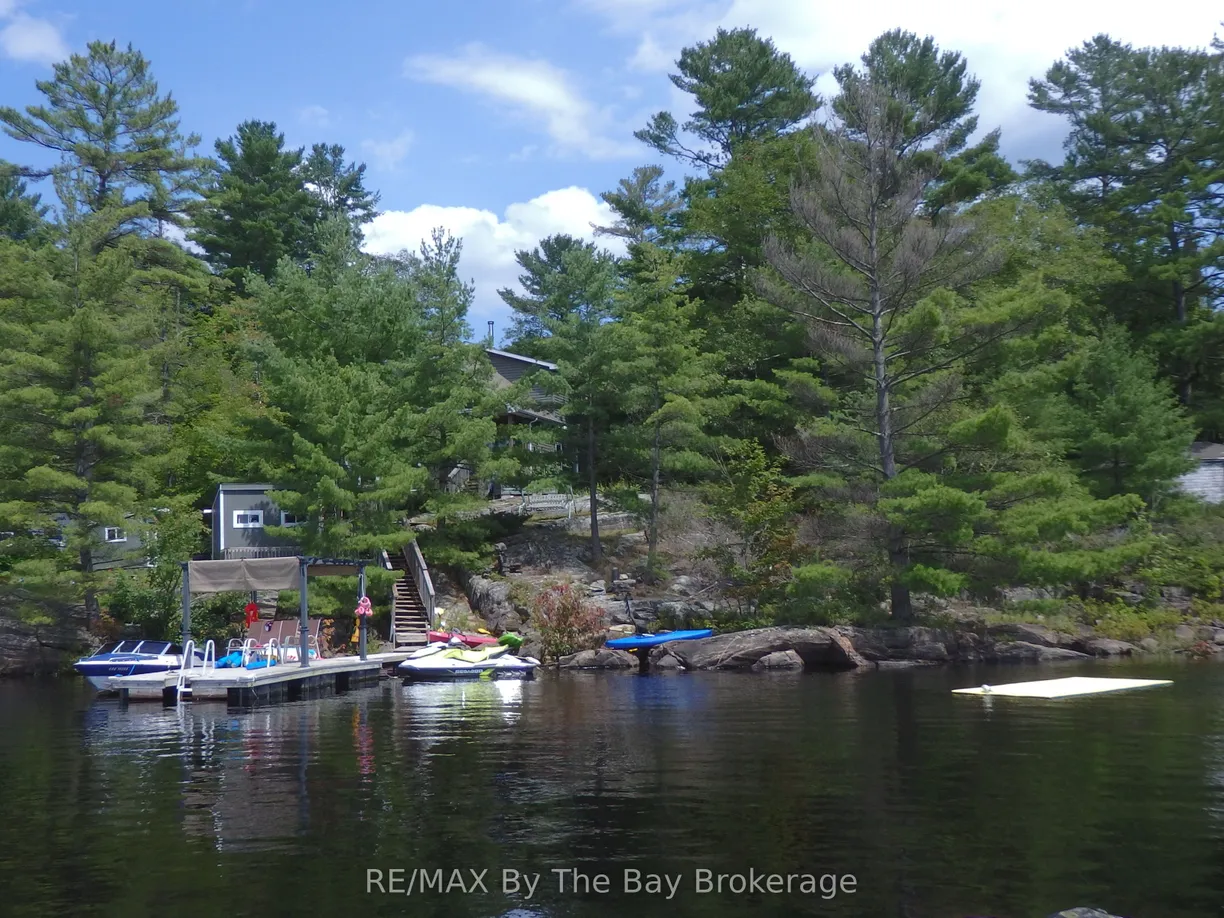 Ontario Real Estate | View 43B Hansens | 4 Beds, 1 Bath