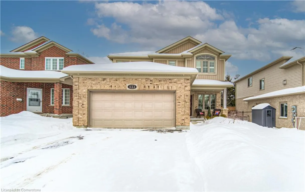 Ontario Real Estate | View 444 Westcroft | 4 Beds, 3 Baths