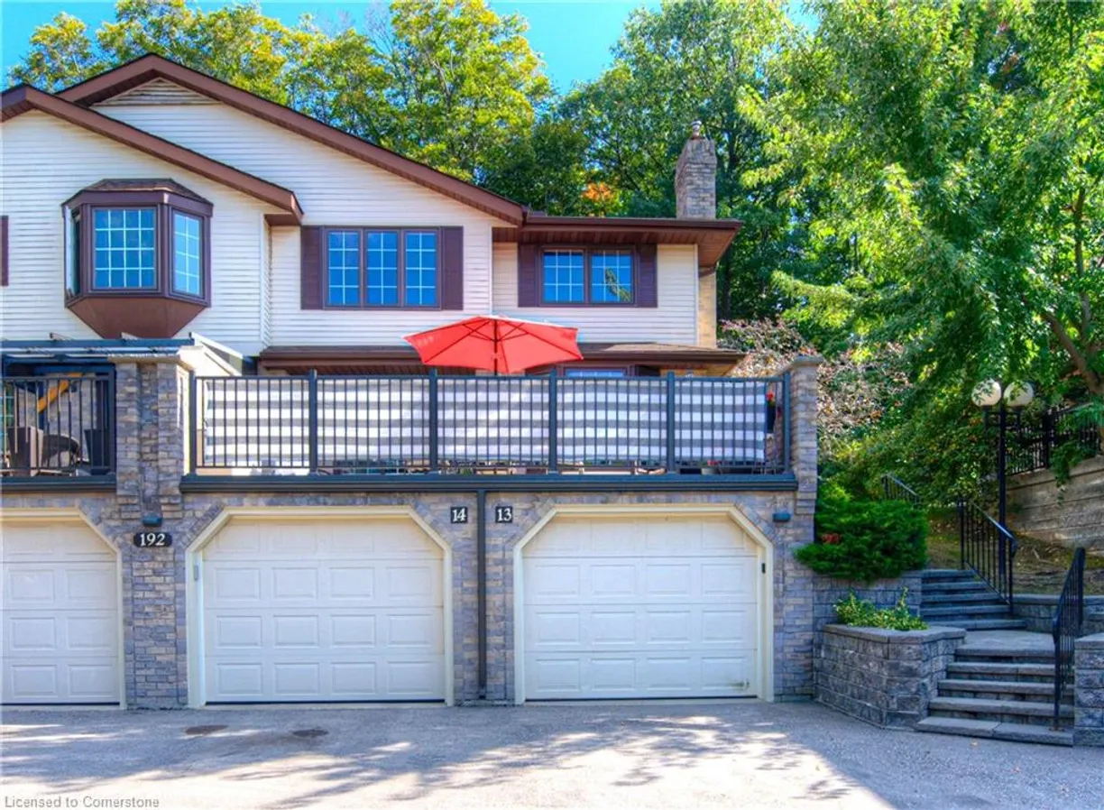 Ontario Real Estate | View 192 Alpine, 13 | 2 Beds, 1 Bath
