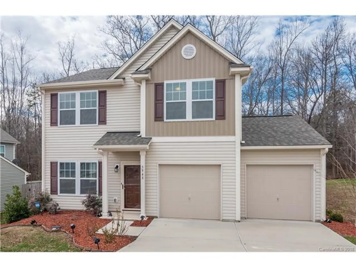 Charlotte Real Estate | View 3948 Shasta Circle, 206 | 3 Beds, 2 Baths