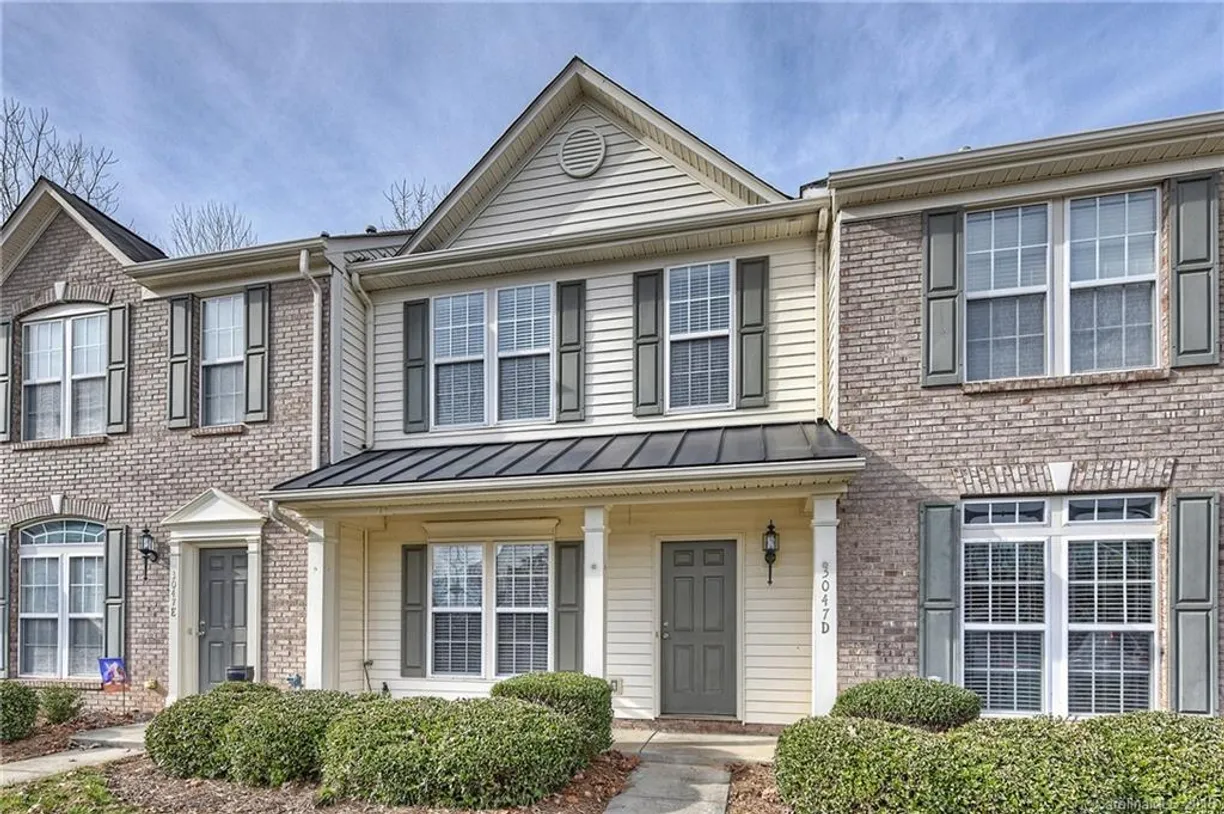 Charlotte Real Estate | View 3047 Misty Harbor Circle | 2 Beds, 2 Baths