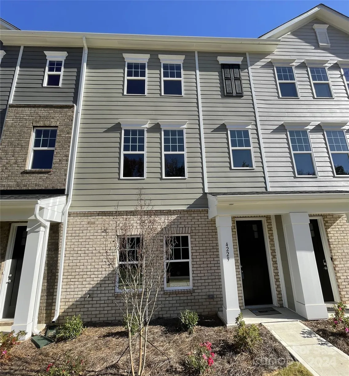 Charlotte Real Estate | View 4229 S New Hope Road, 11 | 3 Beds, 2 Baths