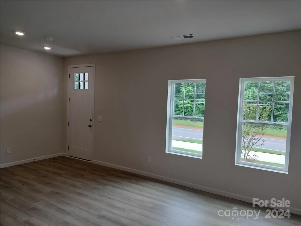 Charlotte Real Estate | View 4227 S New Hope Road, 10 | Listing