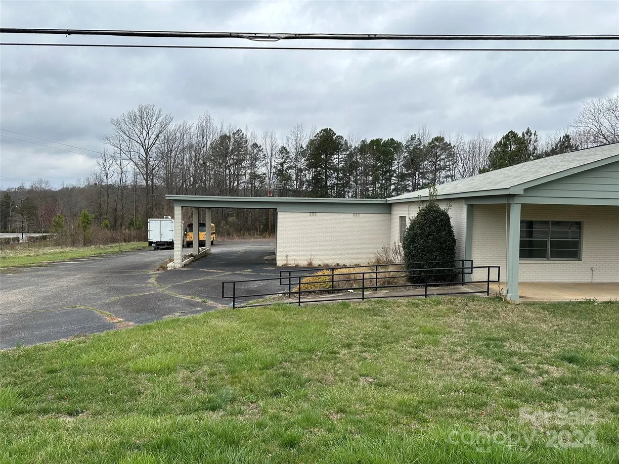 Charlotte Real Estate | View 16601 Old Statesville Road | Listing