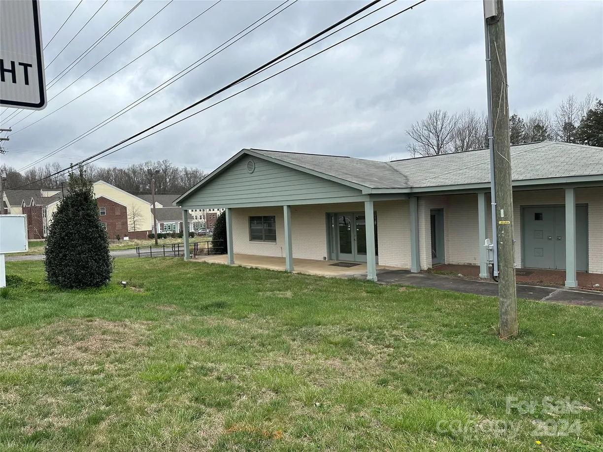 Charlotte Real Estate | View 16601 Old Statesville Road | Listing