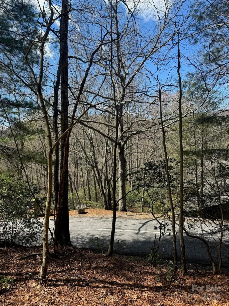Charlotte Real Estate | View 23 Red Oak Drive | Listing