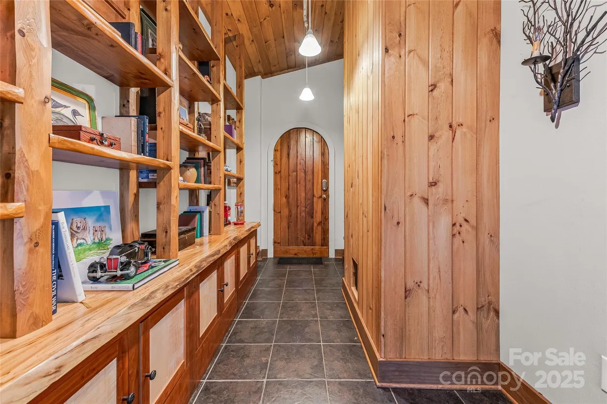 Charlotte Real Estate | View 18 Hummingbird Hill | Listing