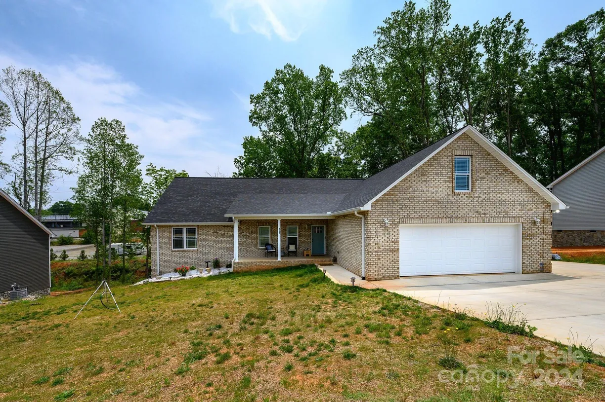 Charlotte Real Estate | View 539 N C Avenue | Listing