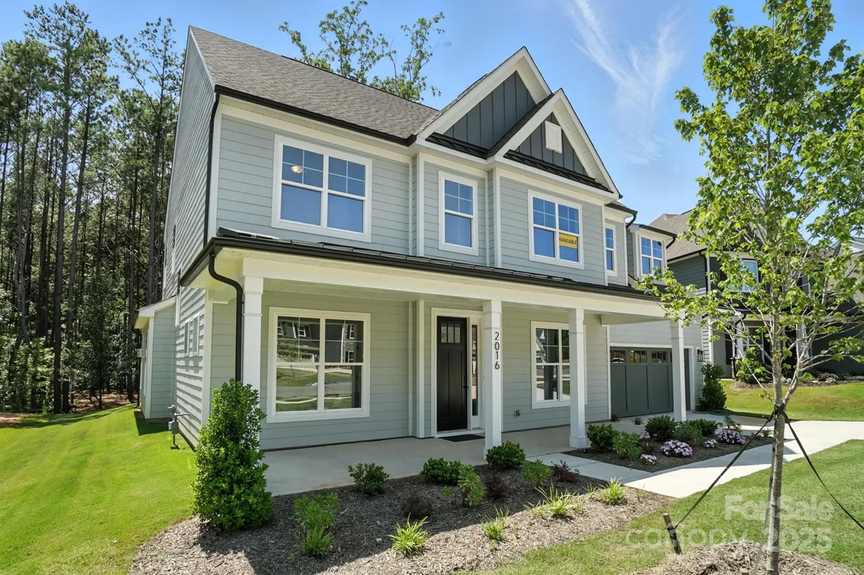 Charlotte Real Estate | View 2016 Cedar Falls Drive, 7 | Listing