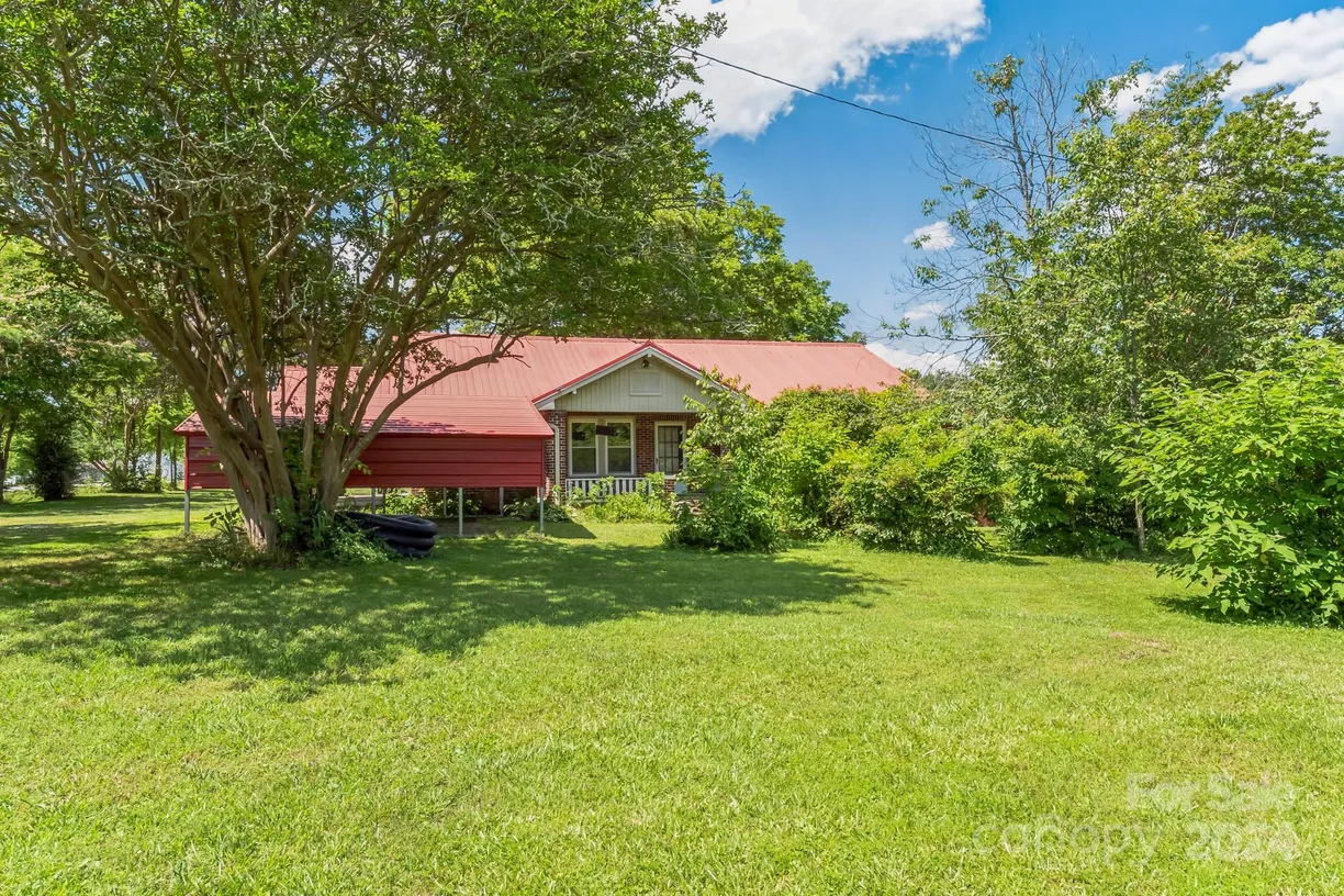 Charlotte Real Estate | View 2491 Highway 274 Highway | Listing