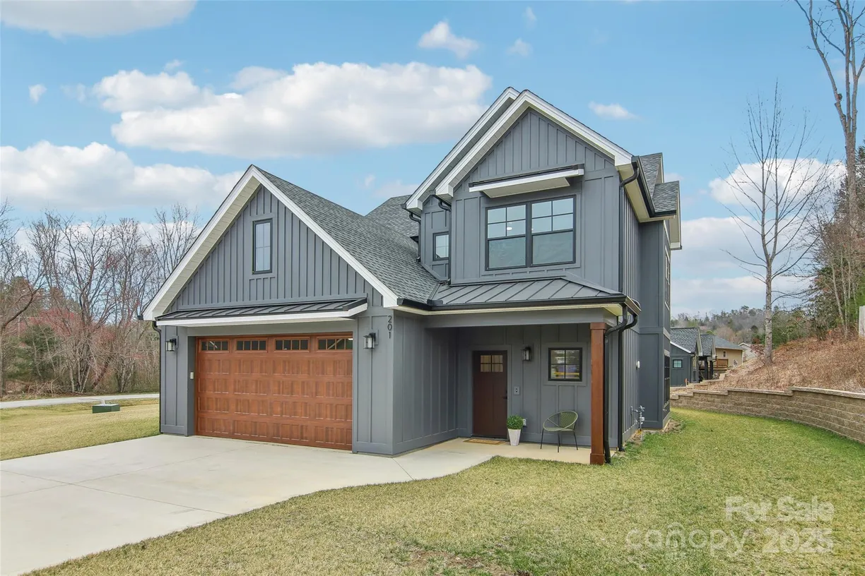 Charlotte Real Estate | View 201 Plato Place | 3 Beds, 2 Baths