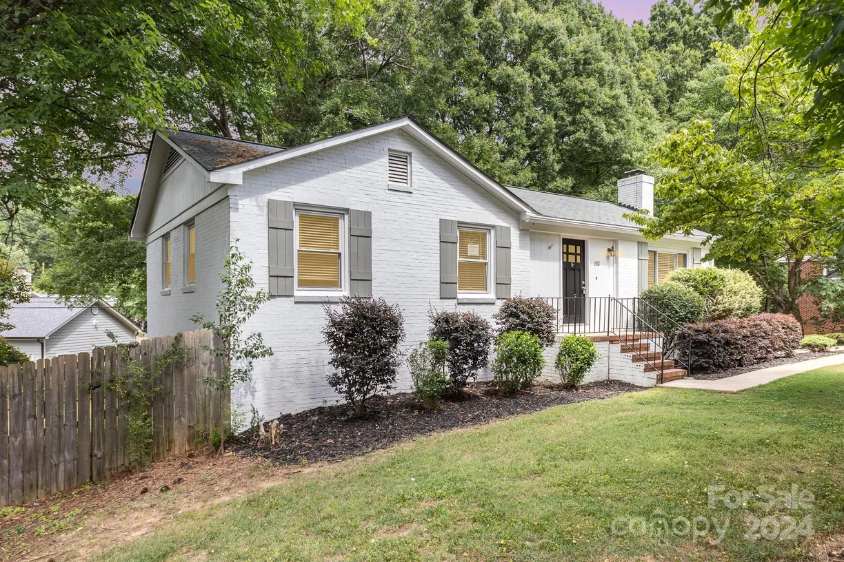 Charlotte Real Estate | View 1512 Rama Road | 3 Beds, 3 Baths