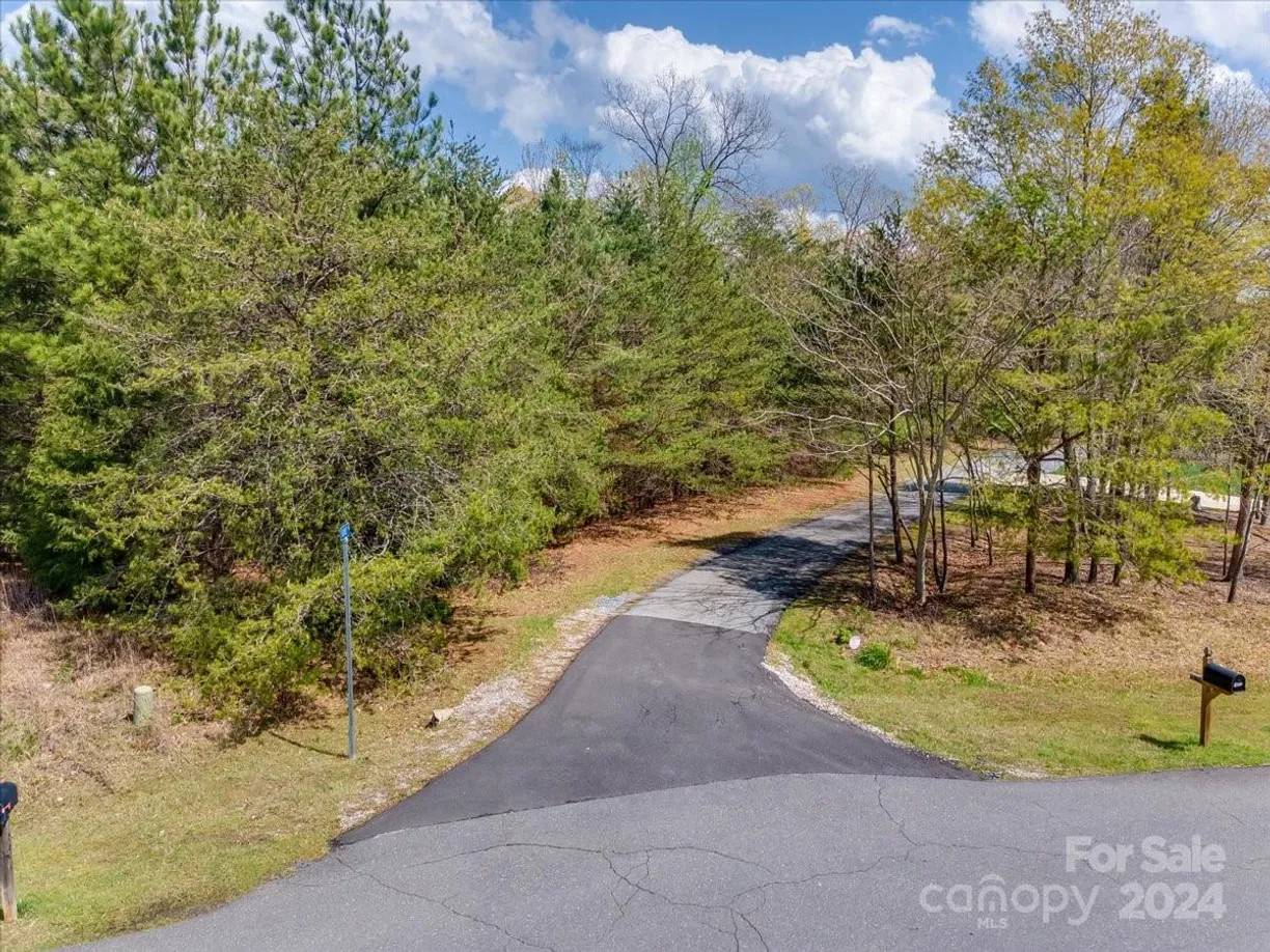Charlotte Real Estate | View 340 Catawba Crest Lane | Listing