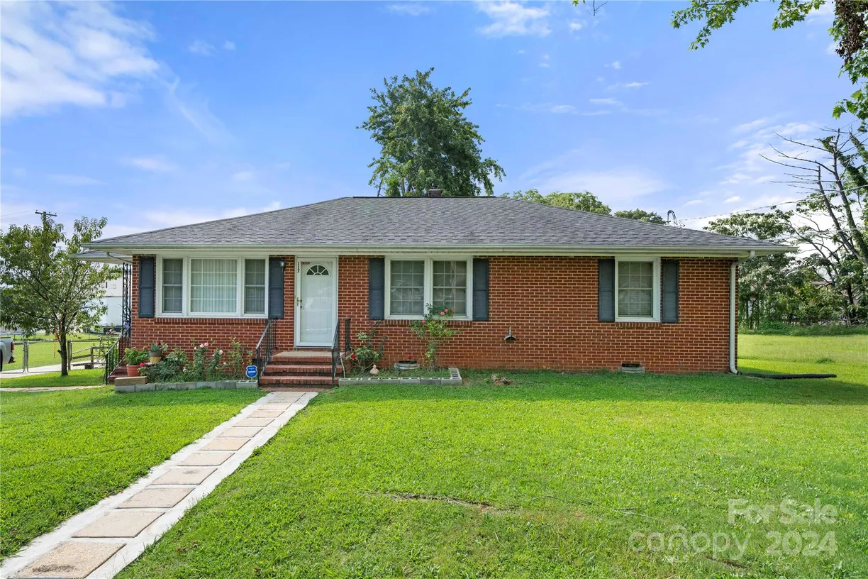 Charlotte Real Estate | View 117 Bolding Street | 3 Beds, 1 Bath