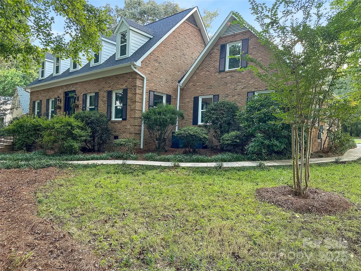 Charlotte Real Estate | View 8503 Foxbridge Drive, 16 | Listing