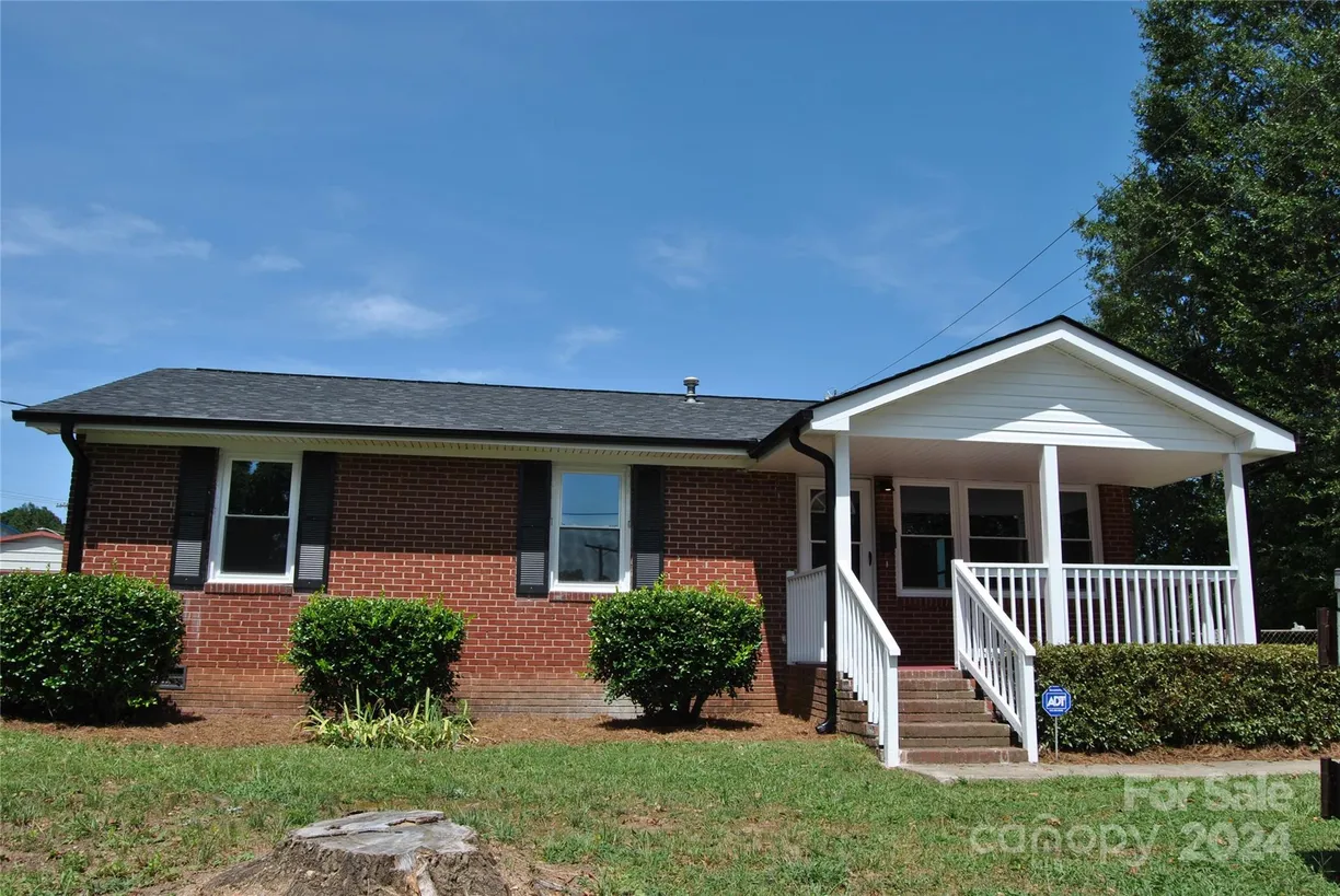 Charlotte Real Estate | View 500 Doffin Lane | Listing
