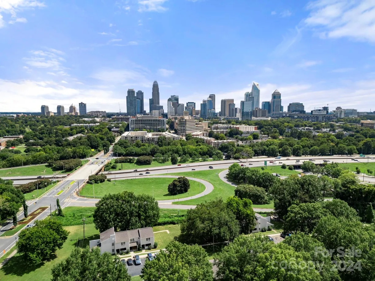 Charlotte Real Estate | View 225 Flint Street | 2 Beds, 1 Bath