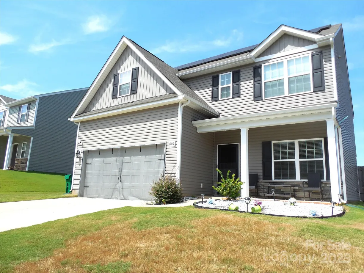 Charlotte Real Estate | View 1109 Creedmore Court | 4 Beds, 2 Baths