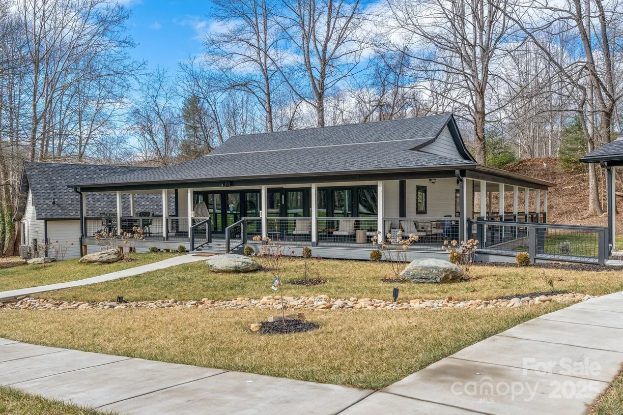 Charlotte Real Estate | View 173,175,177,179 Old County Home Road | 8 Beds, 5 Baths