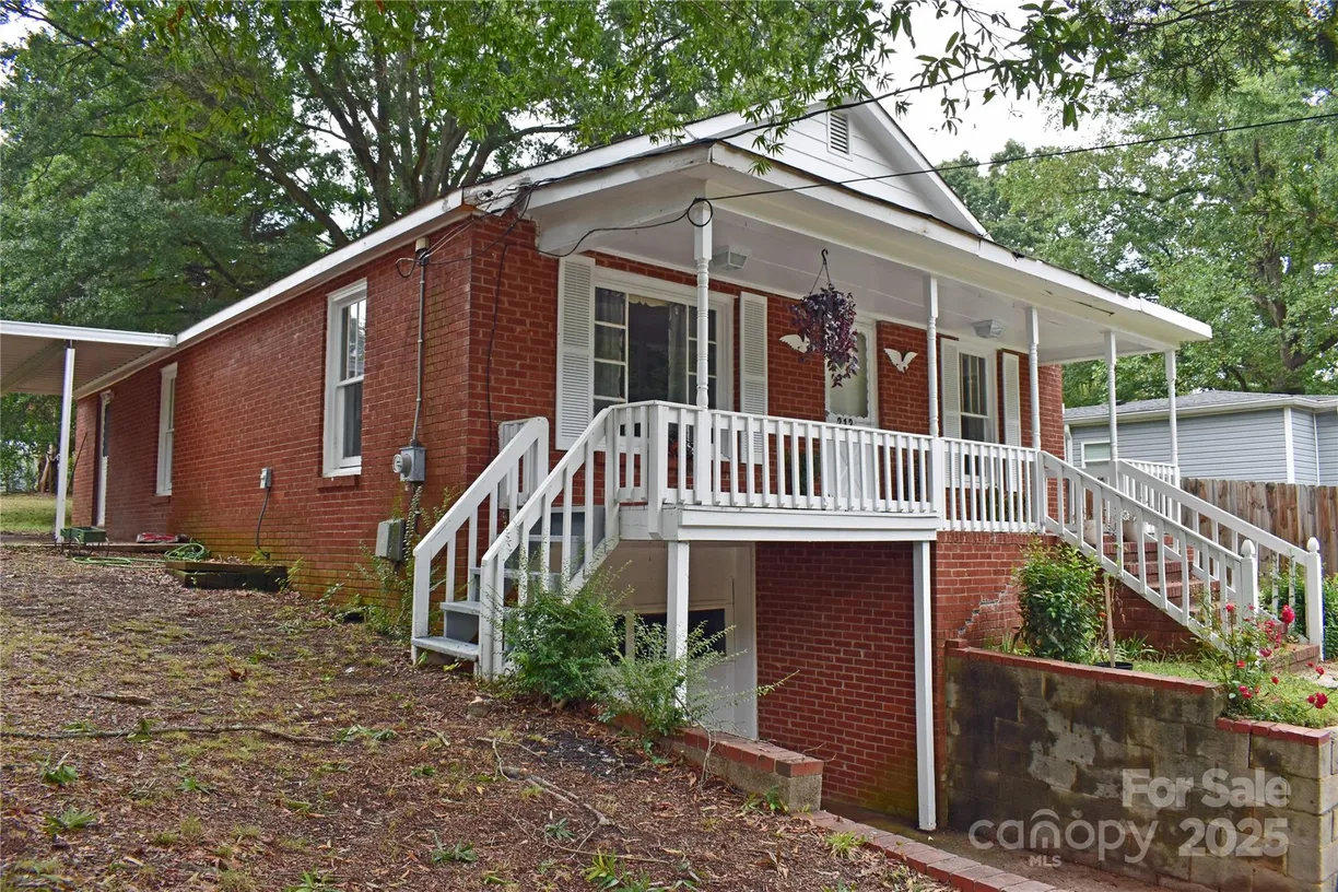 Charlotte Real Estate | View 212 Pethel Street | Listing