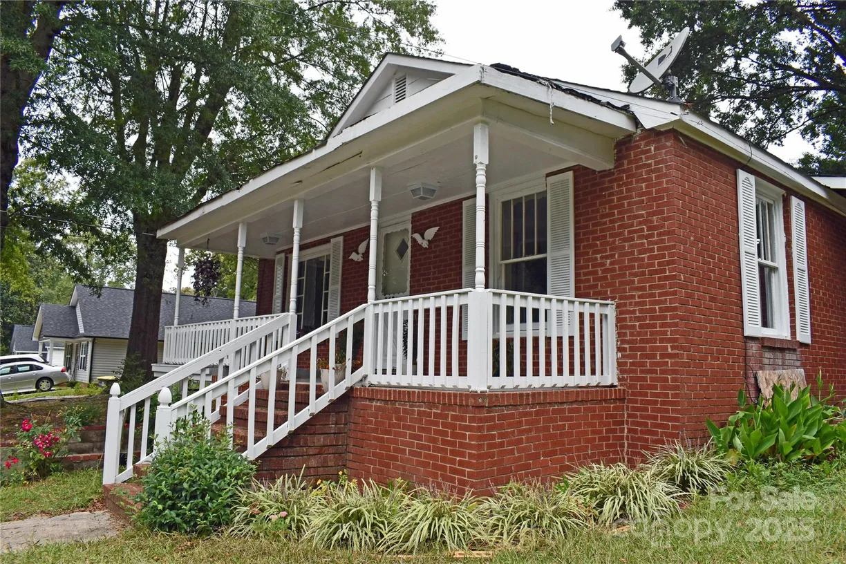 Charlotte Real Estate | View 212 Pethel Street | Listing