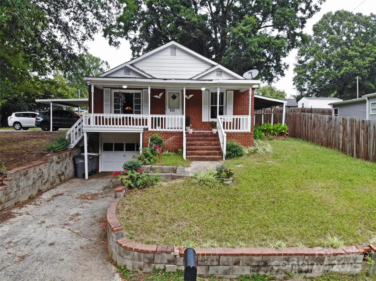 Charlotte Real Estate | View 212 Pethel Street | 3 Beds, 1 Bath