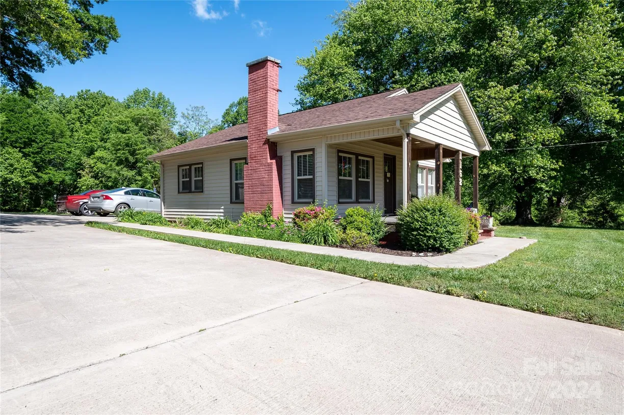 Charlotte Real Estate | View 1162 Highway 16 Highway