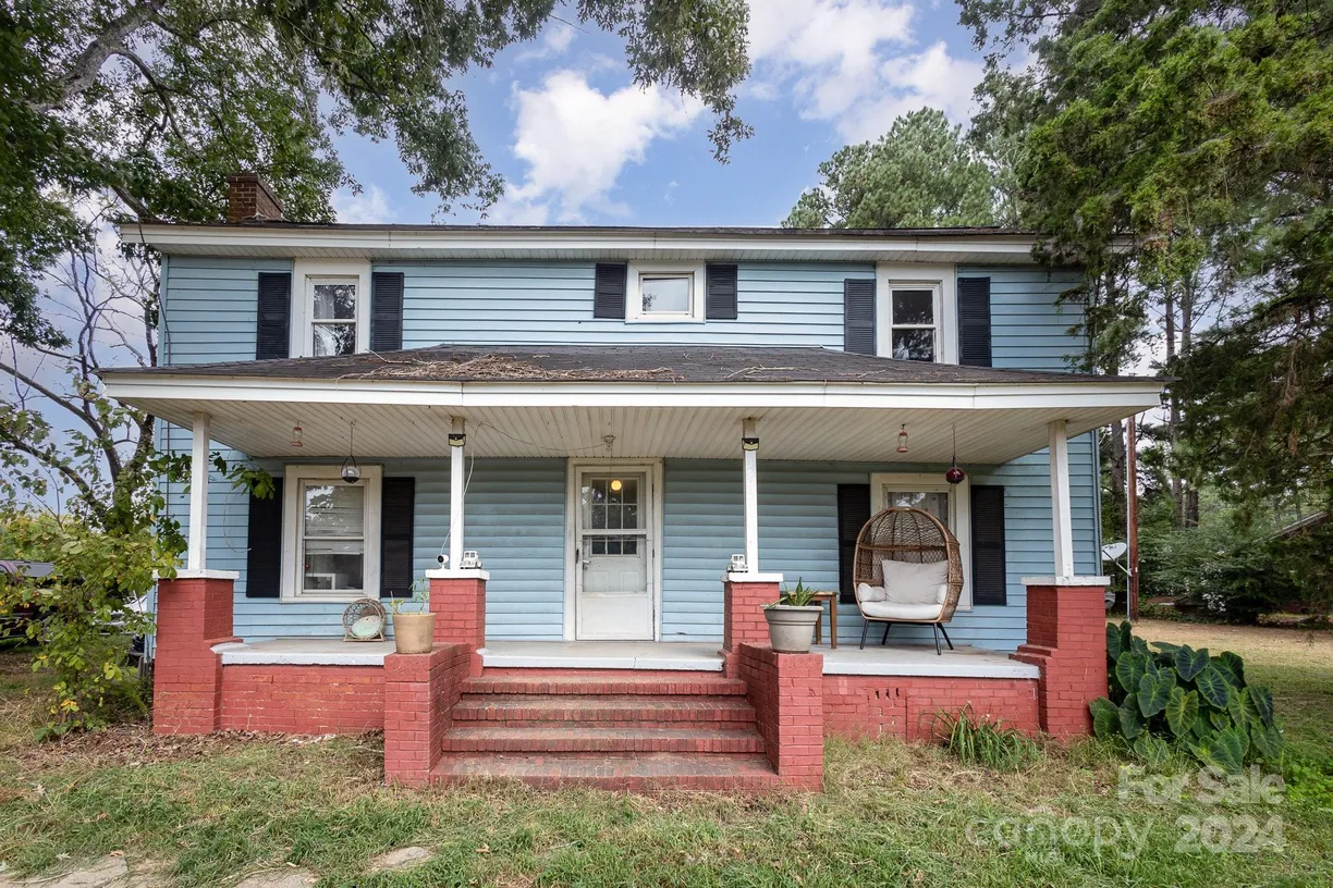 Charlotte Real Estate | View 12137 Renee Ford Road | 2 Beds, 2 Baths