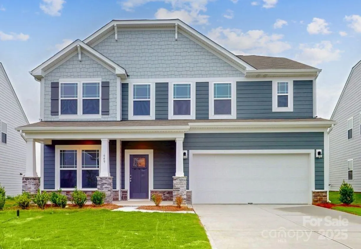 Charlotte Real Estate | View 649 Kitfox Drive | 3 Beds, 2 Baths
