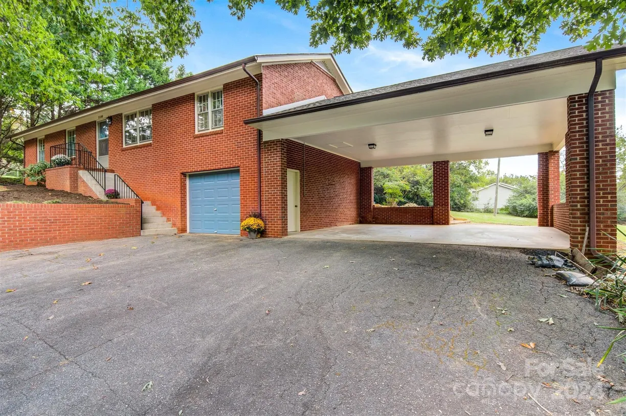 Charlotte Real Estate | View 3500 Eller Drive | Listing
