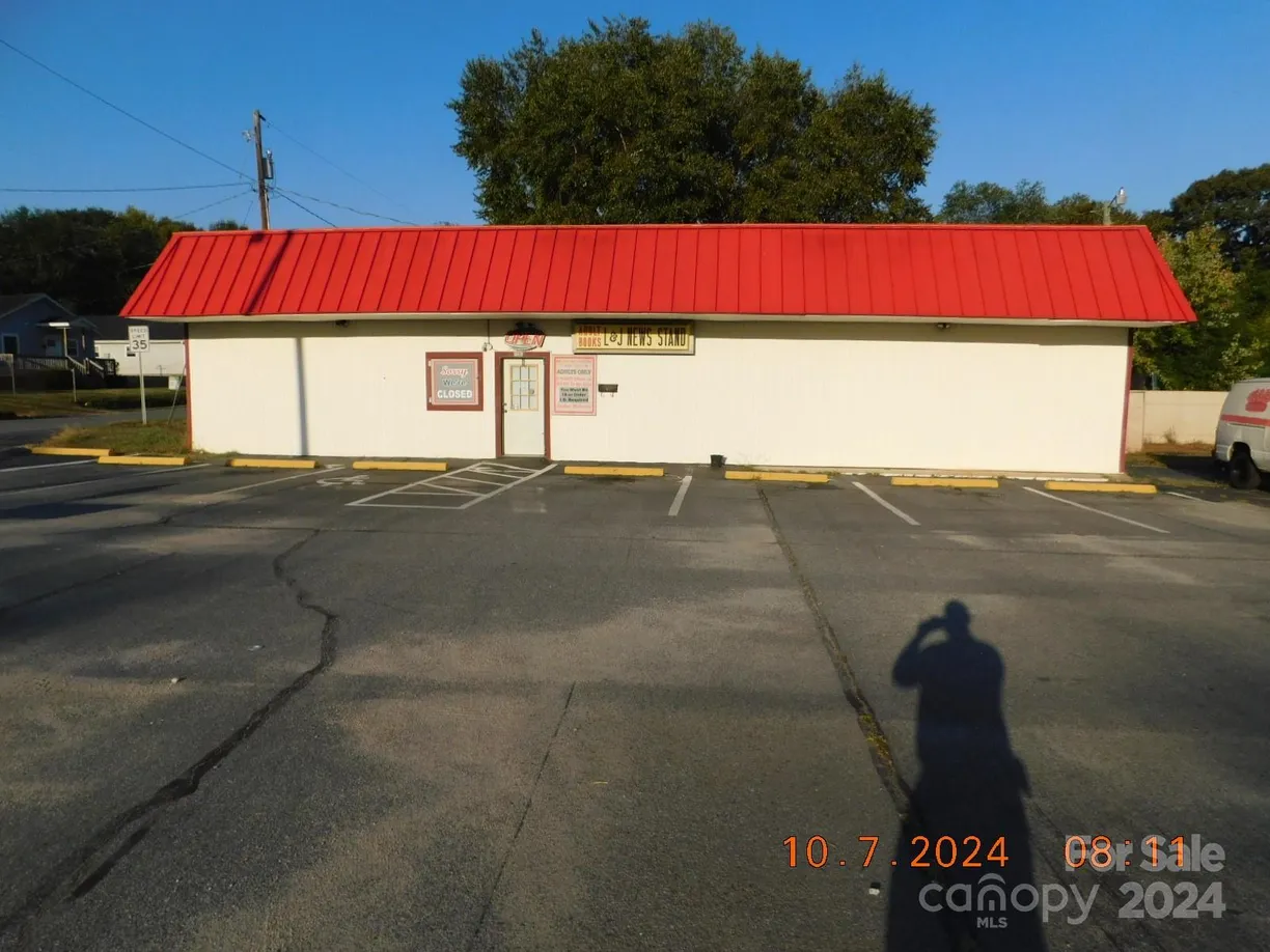 Charlotte Real Estate | View 1201 N Cannon Boulevard