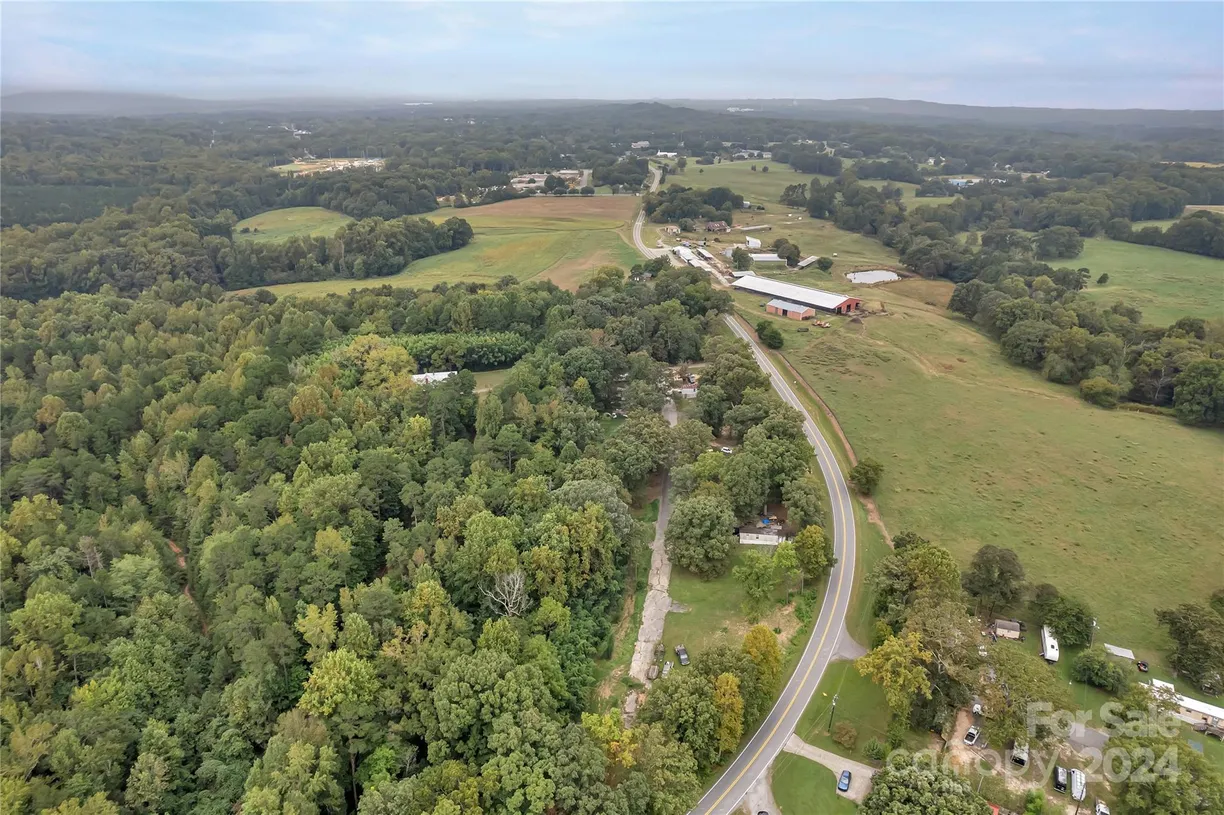 Charlotte Real Estate | View 200 Thorne Road | Listing