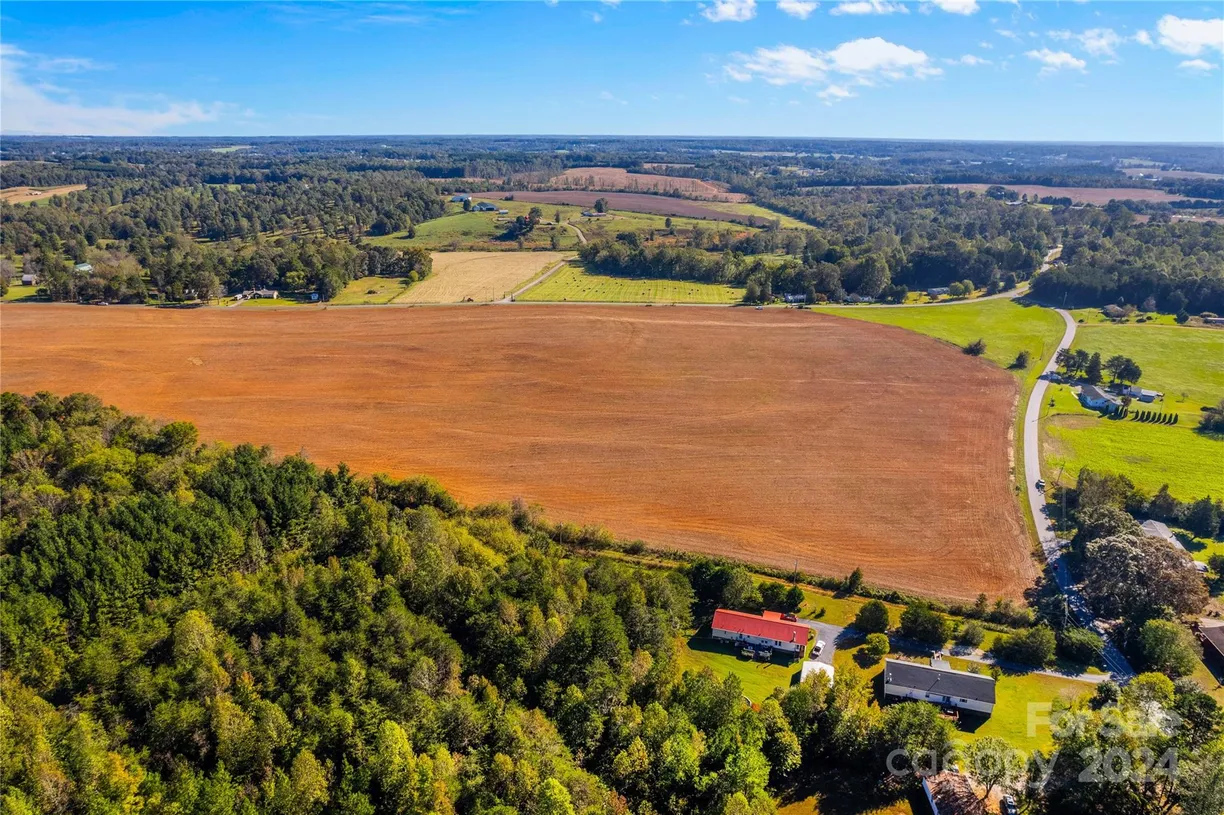Charlotte Real Estate | View 000 Chief Thomas Road | Listing