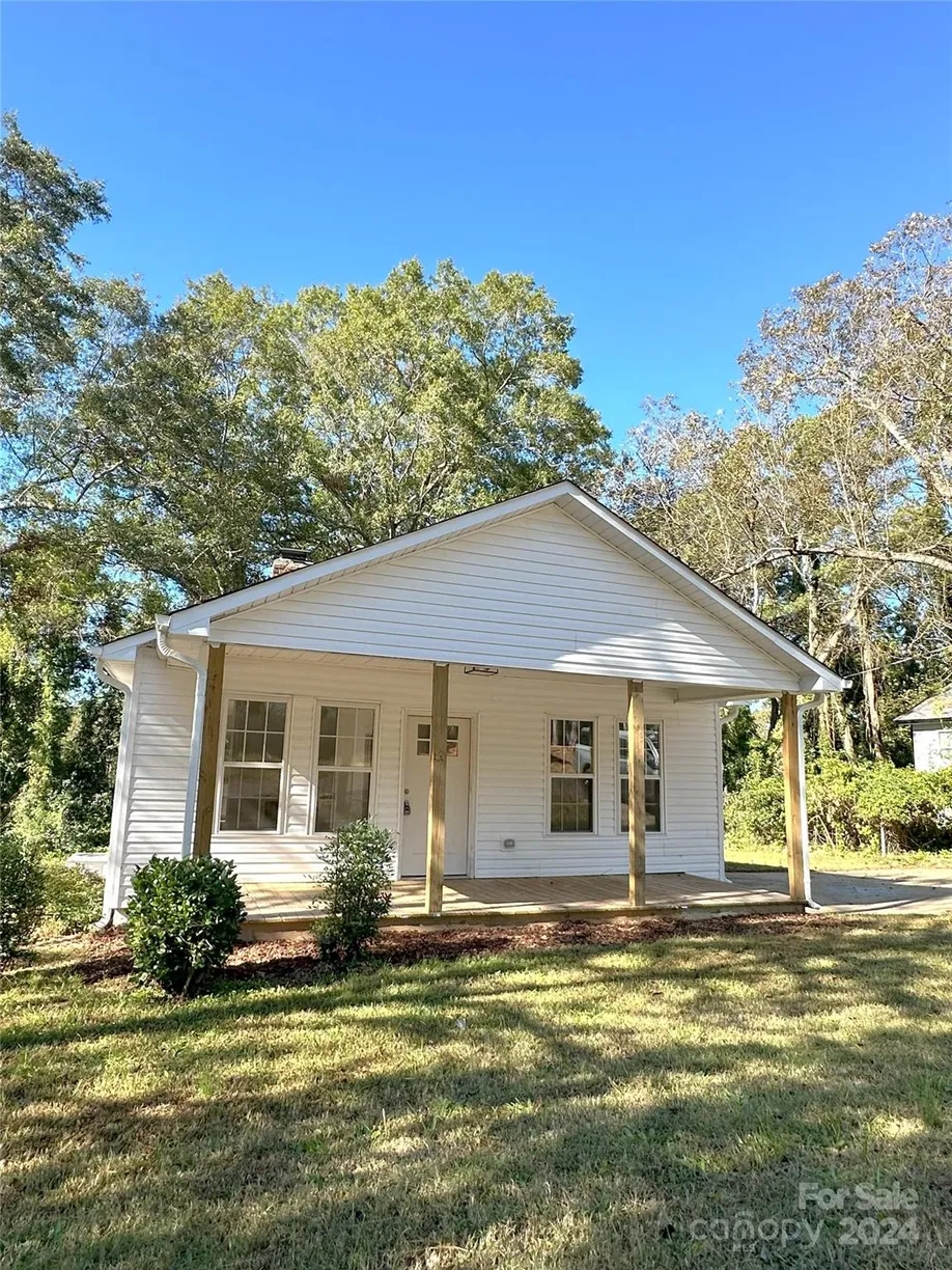 Charlotte Real Estate | View 112 Maple Street | Listing