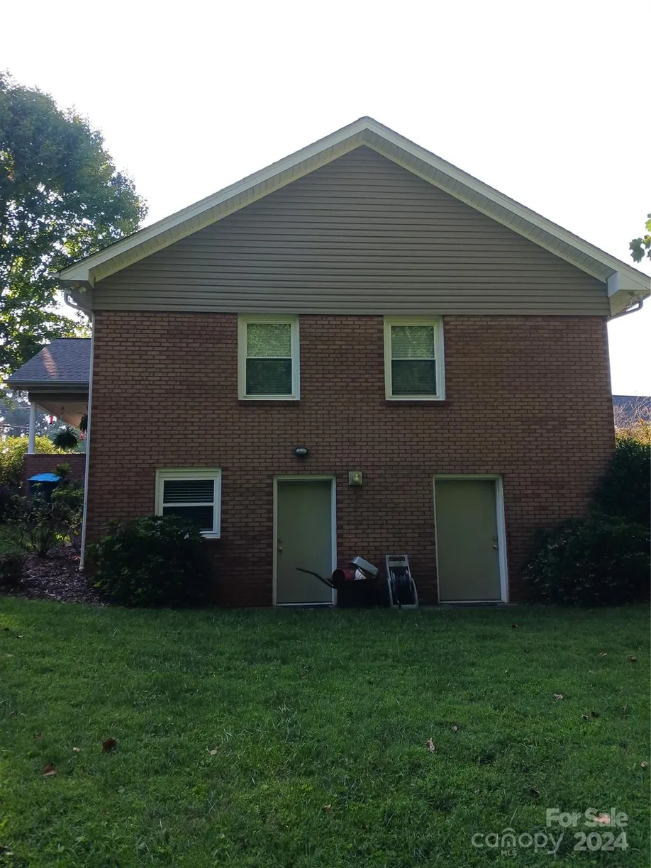 Charlotte Real Estate | View 309 Rodoret Street | Listing