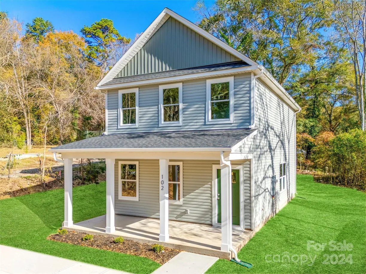 Charlotte Real Estate | View 102 Price Street | 3 Beds, 2 Baths