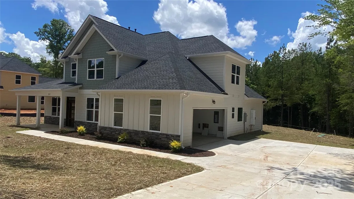Charlotte Real Estate | View 217 Heartland Drive | Listing