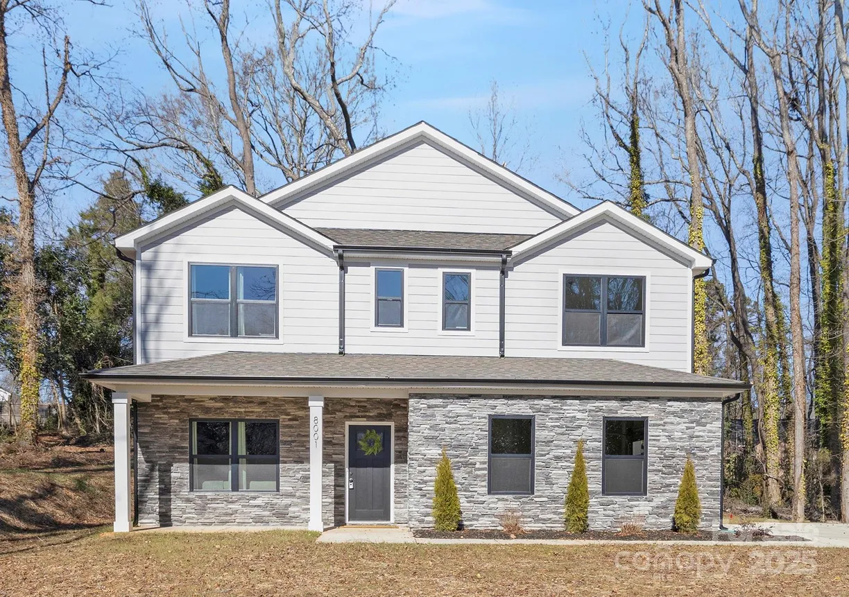 Charlotte Real Estate | View 8001 Willhill Road | 5 Beds, 3 Baths
